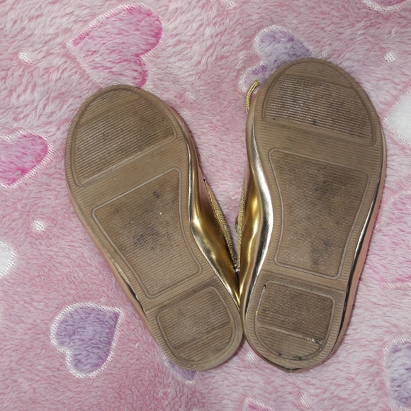 Baby Girl Gold Dress Shoes - Picture 3 of 10